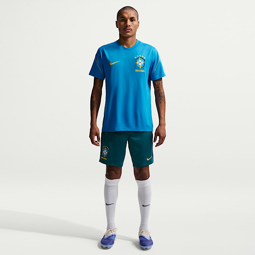 Brazil Strike Men's Nike Dri-FIT Soccer Drill Top. Nike.com
